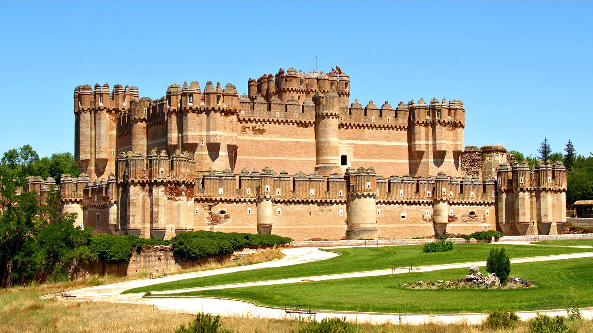 Castles_SpainInside_Coca