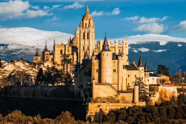 🏰✨ Segovia: Where stone tells stories.

Majestically perched on a hilltop, Segovia rises like a whisper from the past, still echoing through arches, towers, and golden-hued streets.

The Alcázar, with its fairytale silhouette, has inspired legends and kings. Once a castle, a fortress, and a royal residence, it remains today a symbol of Castilian elegance. Its architecture blends styles with a grace that cannot be improvised, it’s the art of the eternal.

Just steps away, the Cathedral of Segovia, known as the Lady of the Cathedrals, unfolds its late Gothic beauty with a delicacy only time can carve. It’s light that enters quietly… and stays.

Segovia is the perfect day trip from Madrid a short journey that feels like stepping centuries back in time. That’s why we love to integrate it seamlessly into custom itineraries for travelers seeking culture, beauty, and meaning, all within reach.

In Segovia, luxury isn’t measured in gold, but in unhurried time, unique perspectives, and authentic experiences.

Walking its streets means inhabiting history with the ease and stillness of someone who travels slowly, but with purpose.

📍Looking to craft a journey your clients will never forget? Let’s build it together.

#SpainInside #LuxuryTravel #ExperientialTravel #TravelAdvisors #B2BTravel #Segovia #CulturalTravel #DayTripFromMadrid #HiddenSpain